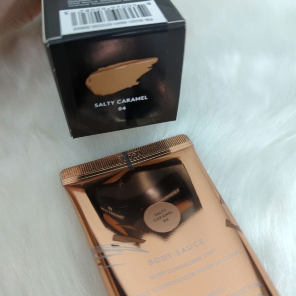 FENTY BEAUTY Body Sauce Body Luminizing Tint in Salty Caramel BNIB - Picture 5 of 6
